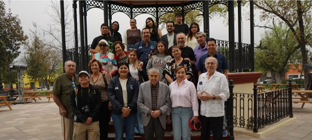 Realizan recorrido histórico por el Casco de San Pedro