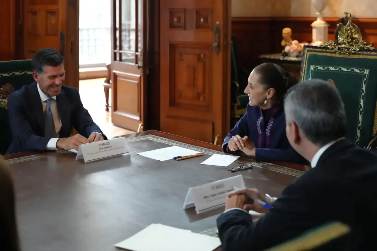 Sheinbaum se reúne con directivo de Goldman Sachs para impulsar inversiones en México