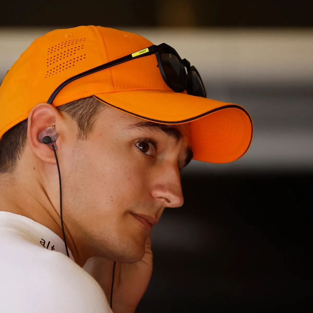 Alex Palou enfrenta demanda millonaria de McLaren en Londres por incumplimiento de contrato