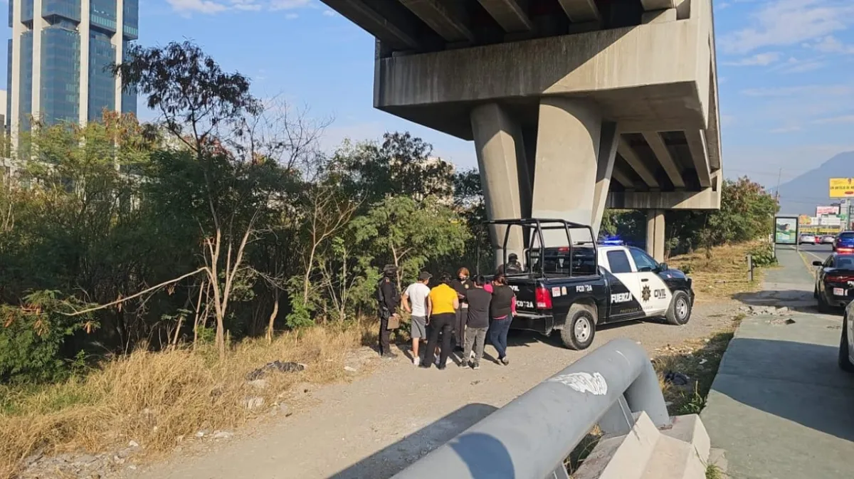 Hallan persona sin vida en el río Santa Catarina