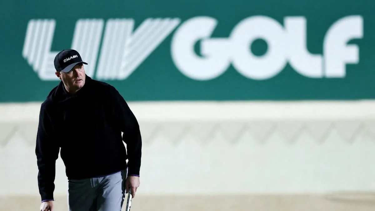 LIV Golf pierde respaldo de 5 mil mdd y reestructura su futuro tras salida de su principal inversor saudí