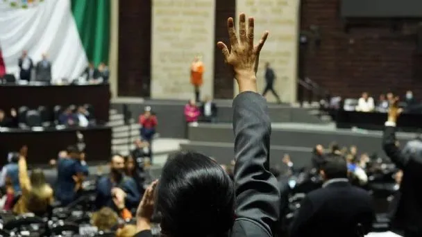 Pemex y CFE serán empresas públicas del estado, tras aprobación de reforma en San Lázaro