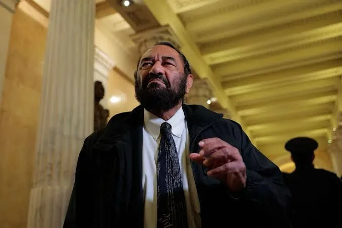 Expulsan al congresista Al Green tras interrumpir discurso de Trump
