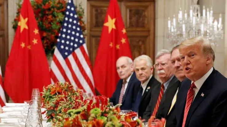 Trump reduce aranceles a China al 55 % como parte de nuevo acuerdo; Beijing los mantiene en 10 %
