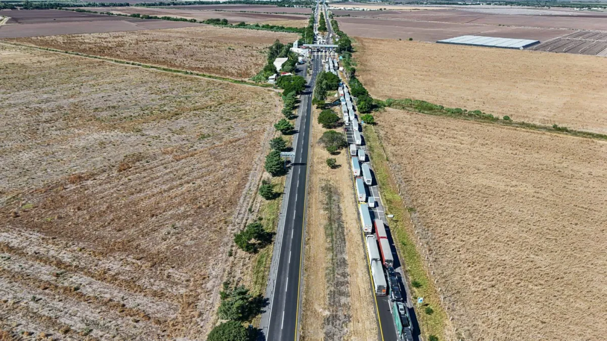Bloqueos carreteros superan 40 horas sin avances en las negociaciones