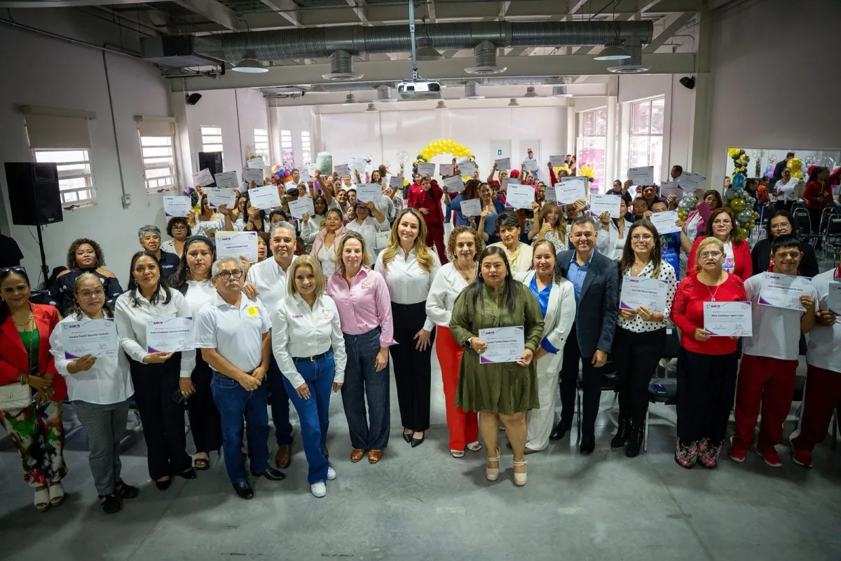 Más de mil personas se gradúan de los talleres “Amor por Aprender” del DIF Saltillo en lo que va del año
