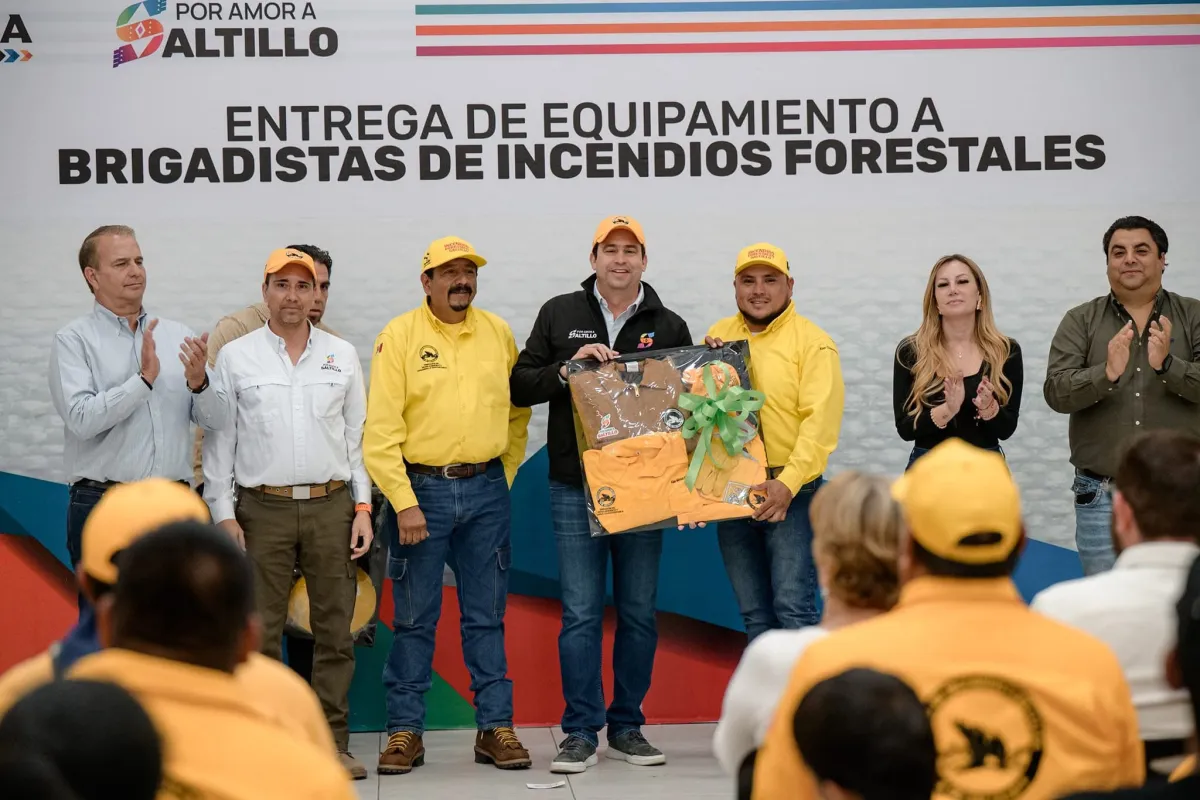Impulsan a brigadistas de Saltillo con nuevo equipo contra incendios