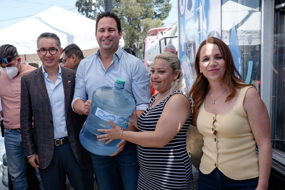 Distribuyen más de 135 mil litros de agua potable en Saltillo con programa “Agua para la Comunidad”