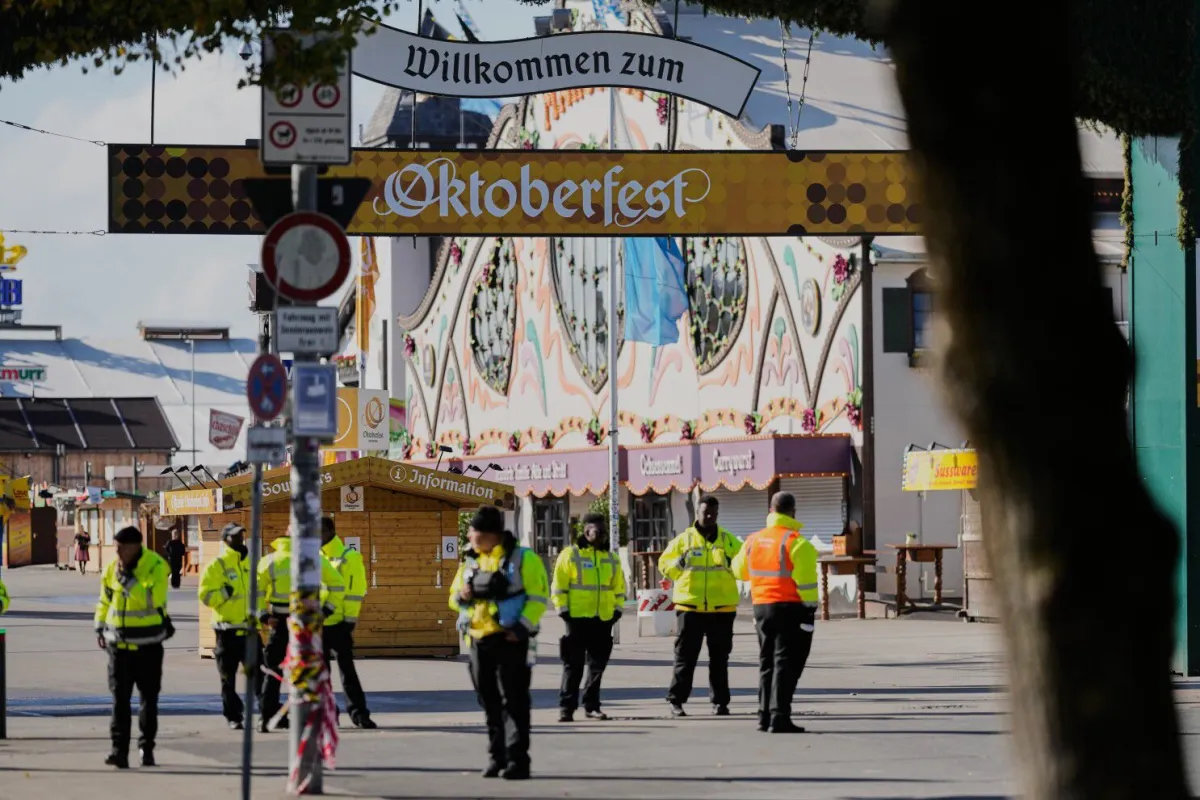 Cierran el Oktoberfest por amenaza de bomba y explosiones en Múnich