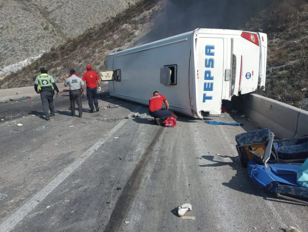 Tragedia en “Los Chorros”: Accidente múltiple deja tres muertos y 13 heridos en la carretera 57