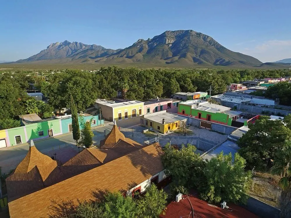 Descubre Candela: Naturaleza, Aventura e Historia en el Corazón del Desierto Coahuilense
