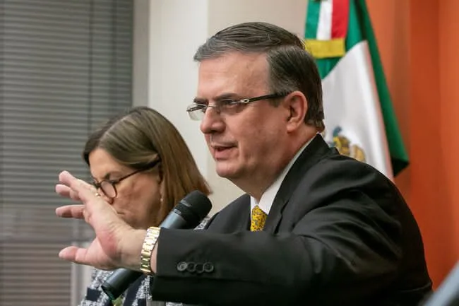 México defenderá ventajas del T-MEC ante EU; Ebrard busca evitar reglas que afecten a la industria automotriz