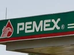 Pemex reporta récord en producción de combustibles y mejora en ventas