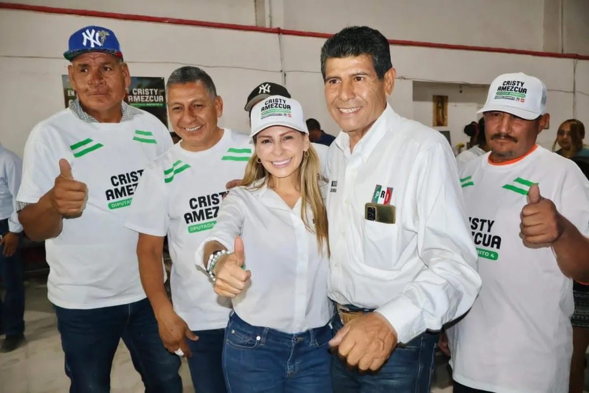 Cristy Amezcua plantea reforzar seguridad y apoyos sociales para familias del Distrito 04