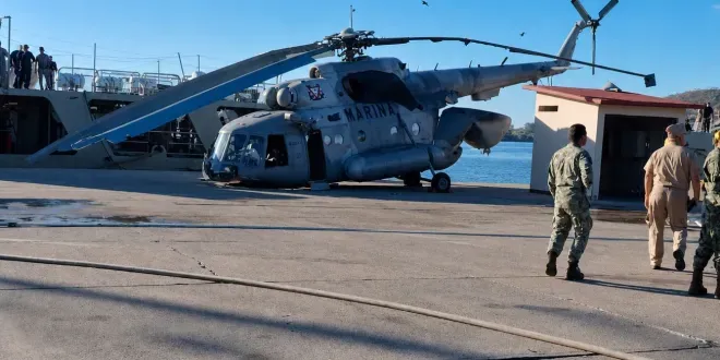 Incidente con helicóptero de la Secretaría de Marina; Realiza aterrizaje de emergencia en Mazatlán tras falla en motor