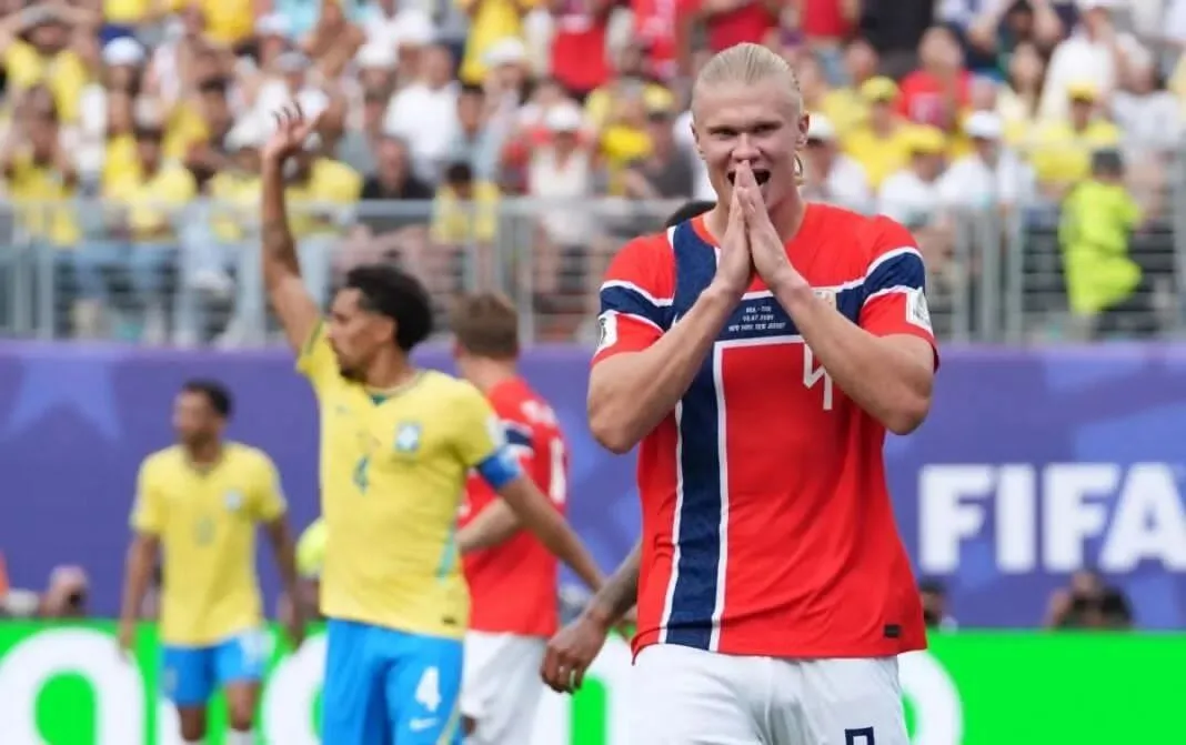Haaland firma doblete y Noruega elimina a Brasil para avanzar a Cuartos de Final