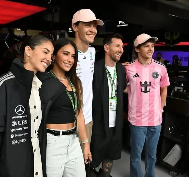Lionel Messi revoluciona el GP de Miami: visita Mercedes, posa con Russell y se sube al auto de Kimi Antonelli