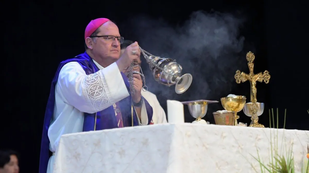 Roban Sagrario y Santísimo de capilla en Saltillo
