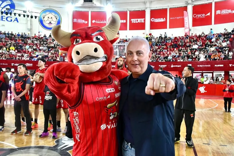 Román Cepeda encabeza arranque histórico de Toros Laguna en CIBACOPA