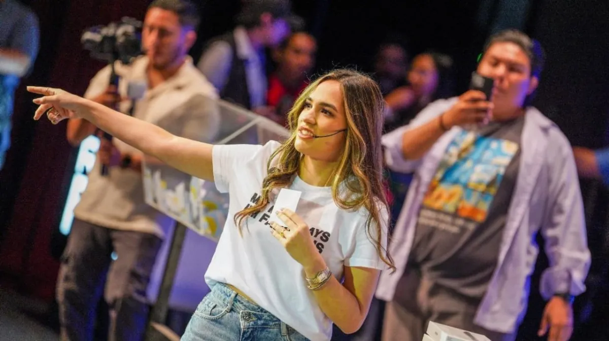 Regio Fest reúne a miles de jóvenes con música y comedia