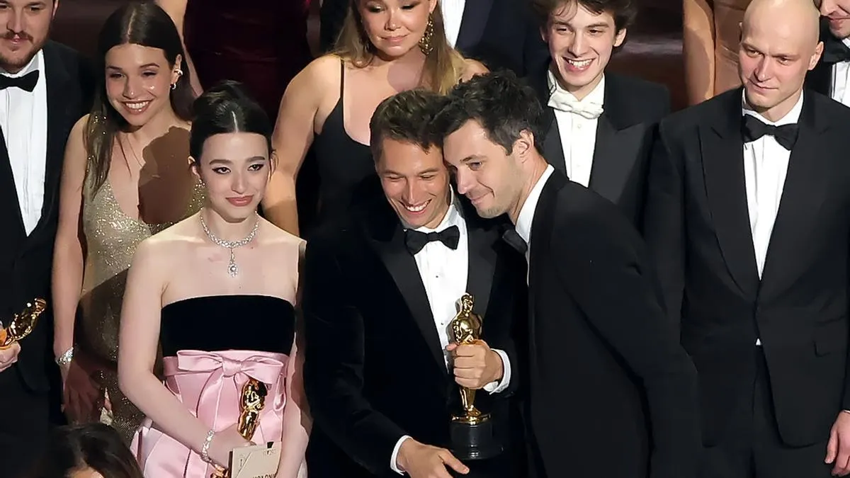 “Anora” domina los Premios Oscar 2025 en una noche histórica