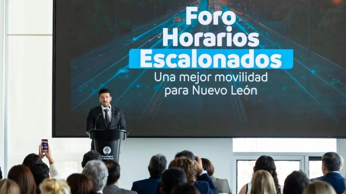 Samuel García impulsa horarios escalonados para reducir tráfico en horas pico de Nuevo León