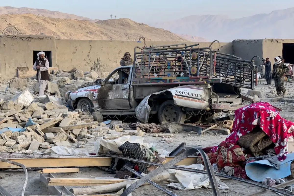 Pakistán lanza ataques en Kabul y aumenta tensión con Afganistán