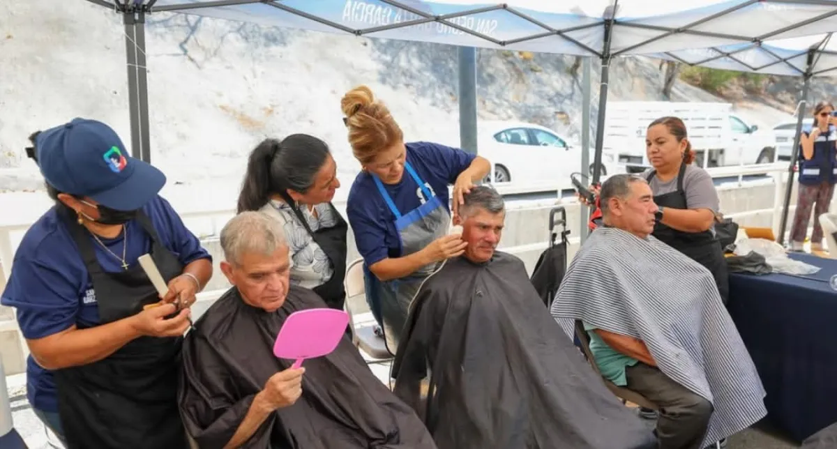 San Pedro celebra a sus abuelos con brigada comunitaria