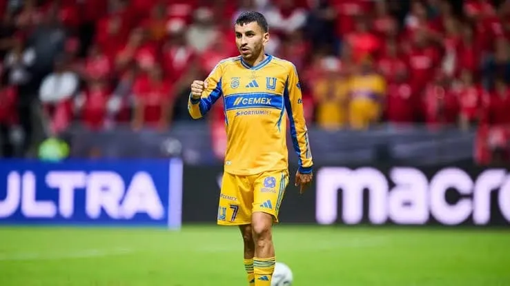 Millones de dólares, distintas versiones, sin acuerdos y hasta supuestas amenazas: Así continúa la novela Tigres, Ángel Correa y River Plate