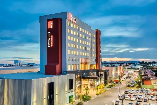 Grupo Posadas relanza Fiesta Inn con enfoque en turismo de negocios