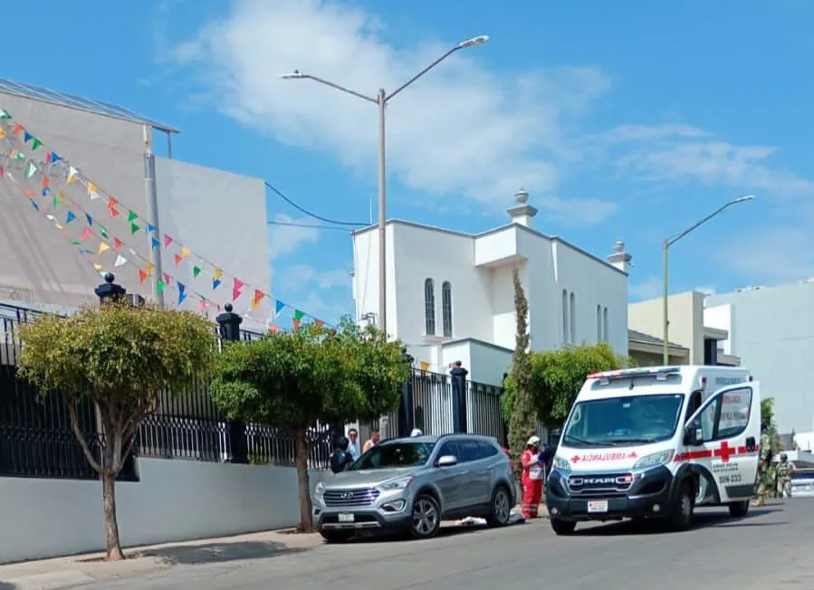 Asesinan a hombre frente a iglesia durante bautizo en Culiacán; ataque desata pánico entre familias y niños