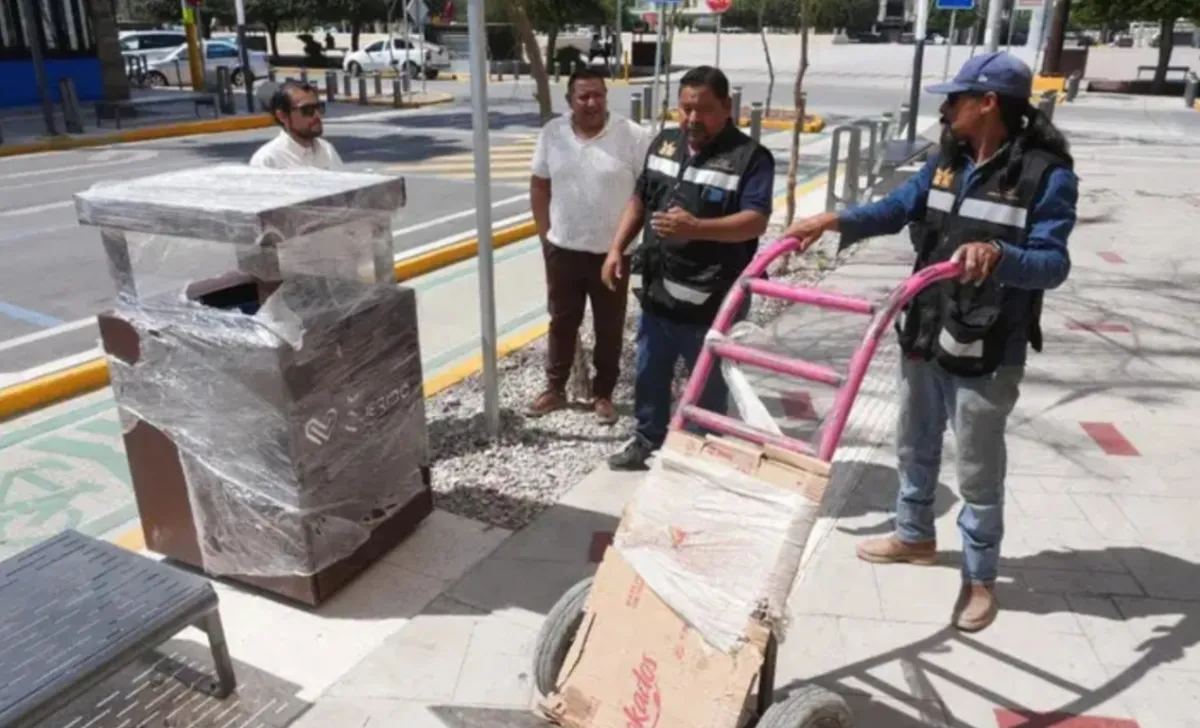 Refuerzan la limpieza del Centro Histórico con la instalación de nuevos contenedores de basura