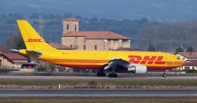DHL suspende envíos a particulares en EU con valor superior a los 800 dólares
