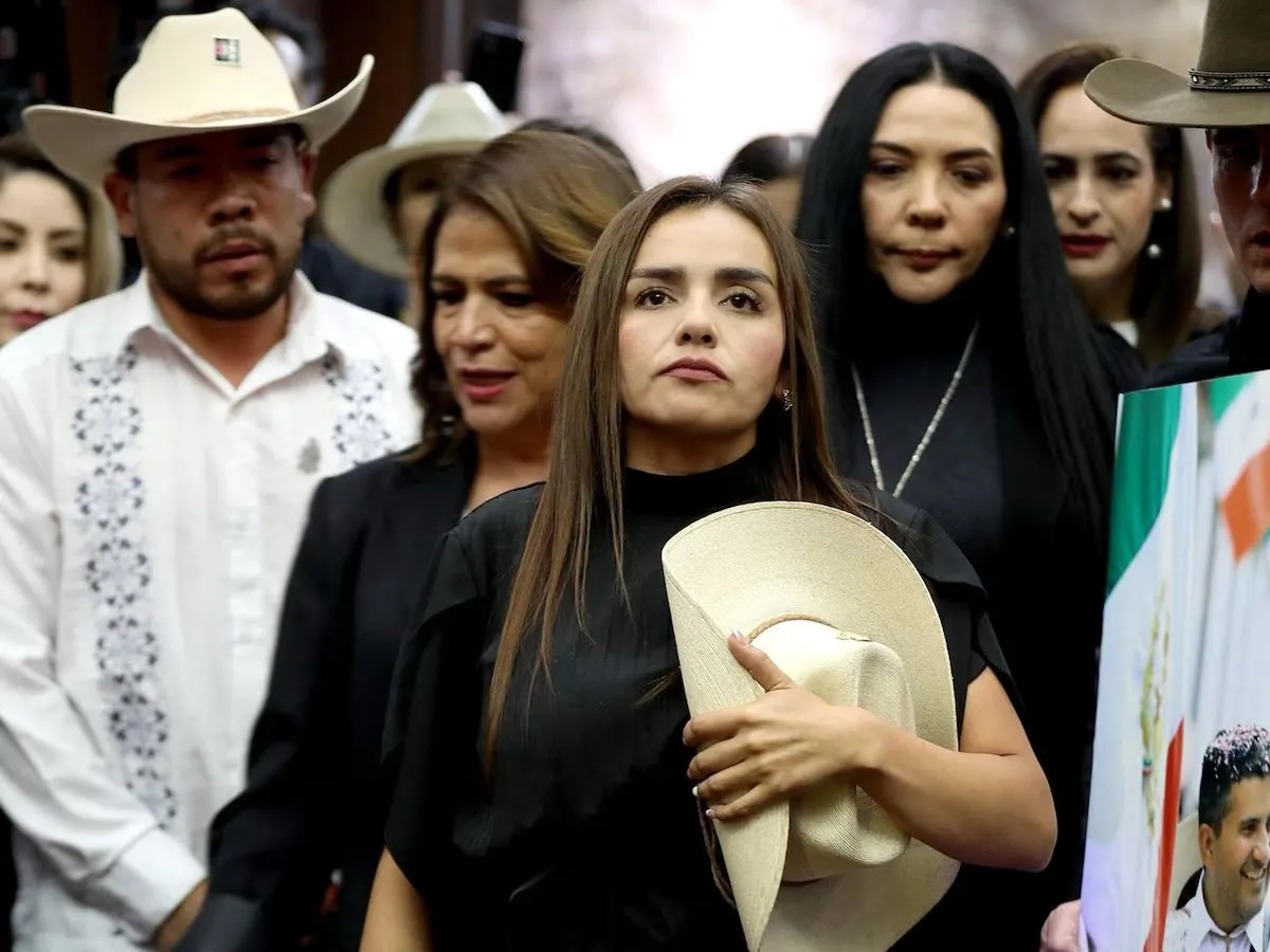 Grecia Quiroz asume la alcaldía de Uruapan pese a amenazas