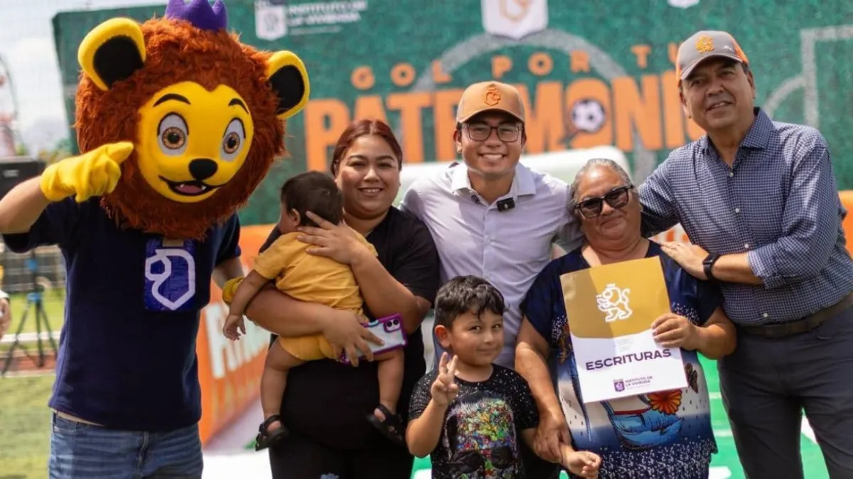 Juárez avanza en regularización: familias reciben escrituras tras más de dos décadas de espera