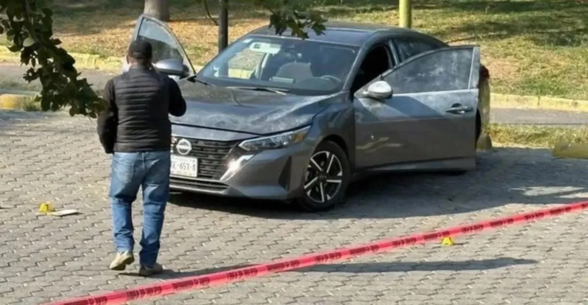 Desaparecen dos agentes federales en Jalisco; localizan su vehículo abandonado en Zapopan