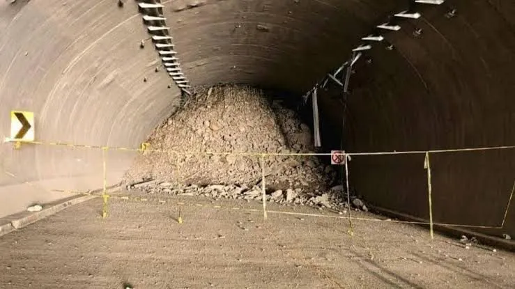 Derrumbes provocados por ‘Erick’ cierran la autopista Mitla-Tehuantepec en Oaxaca