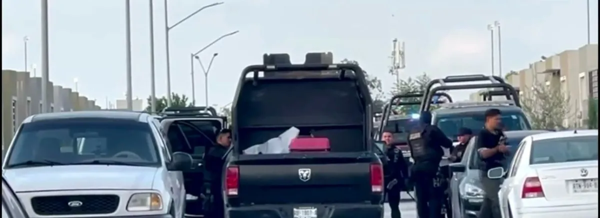Movilización en Juárez, NL: Aseguran Armas y Drogas Tras Reporte de Hombre Herido