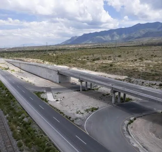 Carretera Saltillo-Derramadero quedará lista en octubre