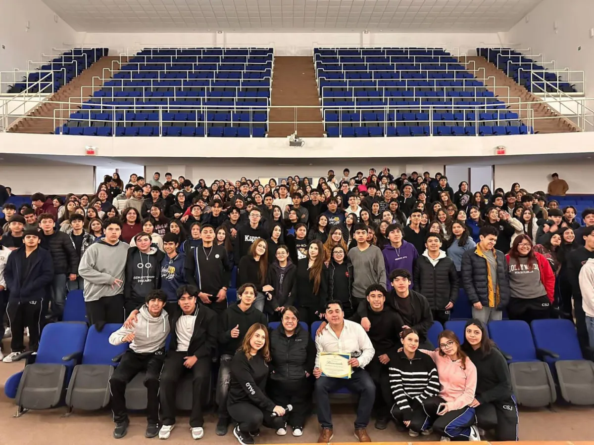 IMM lleva prevención de violencia en el noviazgo a escuelas de Saltillo