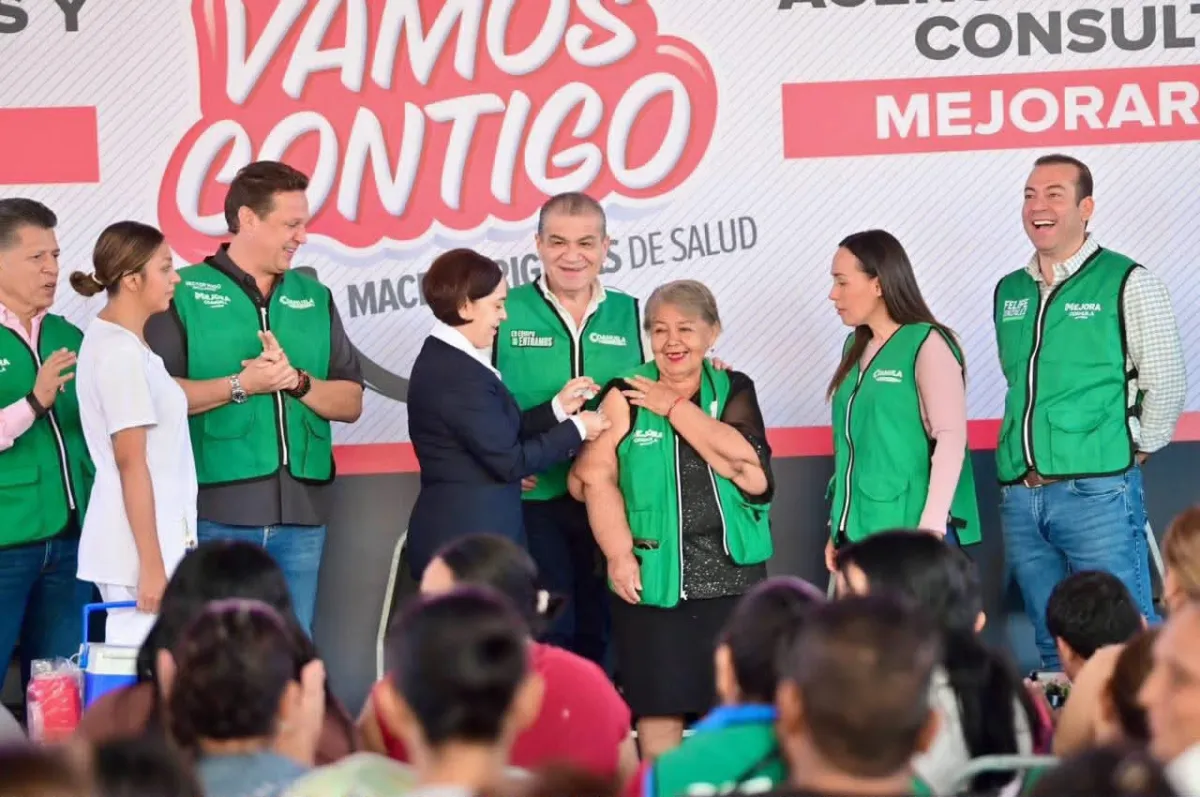 Torreón entrega equipo para combatir el dengue y la rickettsiosis