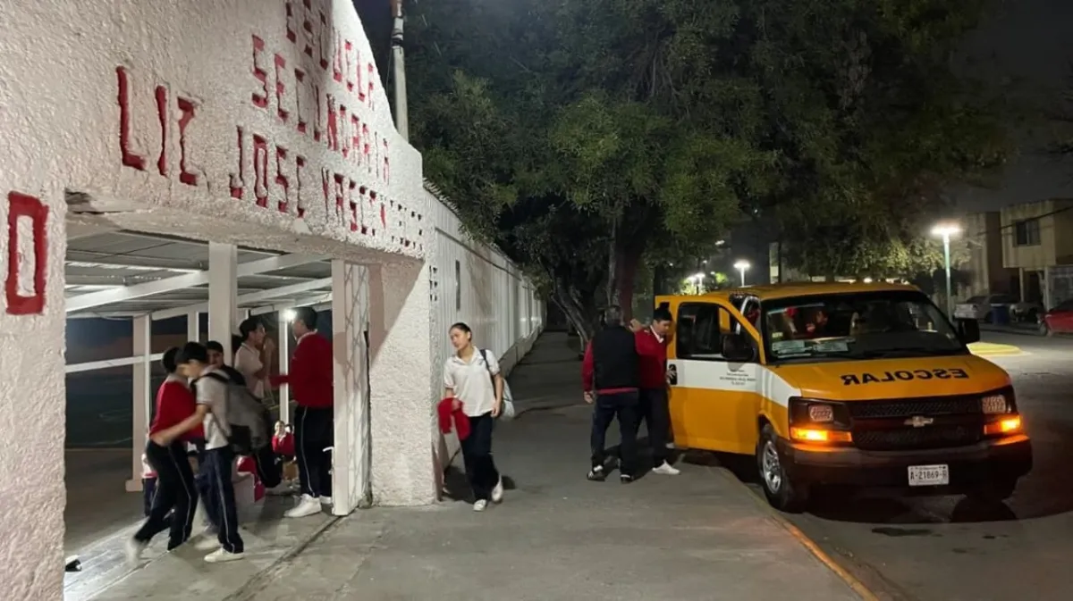 Regreso anticipado a las aulas reactiva la rutina escolar y el tráfico en Nuevo León
