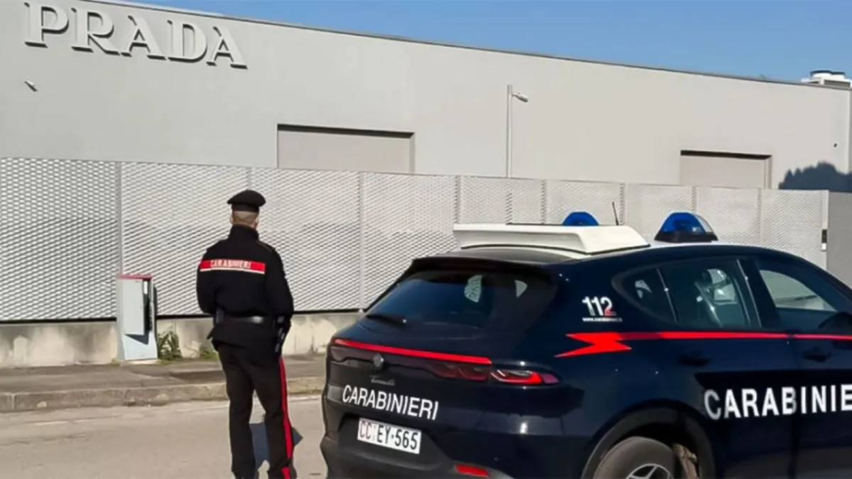 Robo millonario en fábrica de Prada en Italia