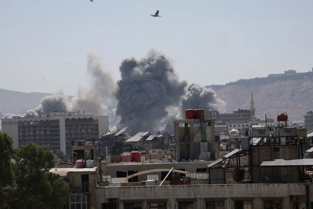 Israel bombardea Damasco: al menos cinco muertos y tensión internacional crece