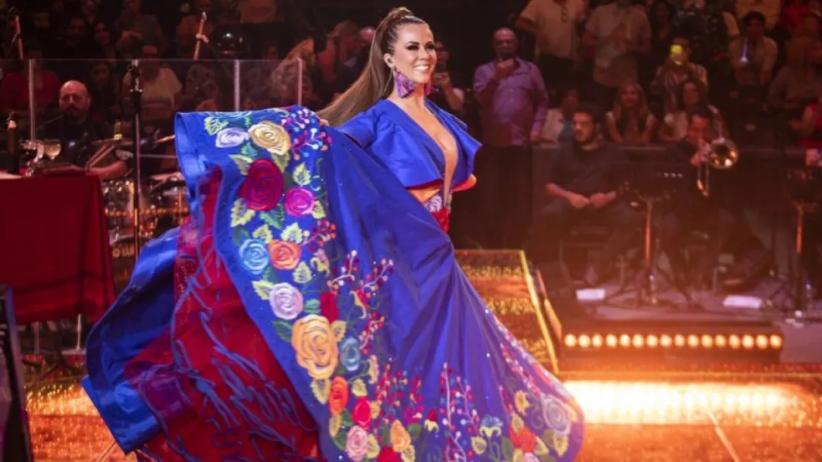 Edith Márquez y Tropicalísimo Apache celebrarán el Día de las Madres en Torreón