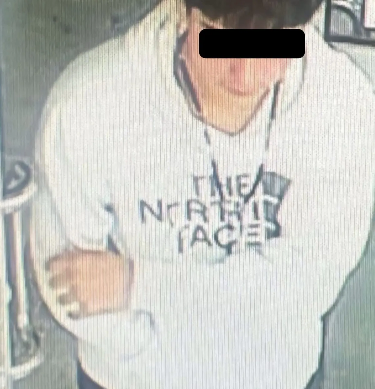 Detienen a menor por robo a joyería en Saltillo; fue localizado en carretera Monterrey-Laredo
