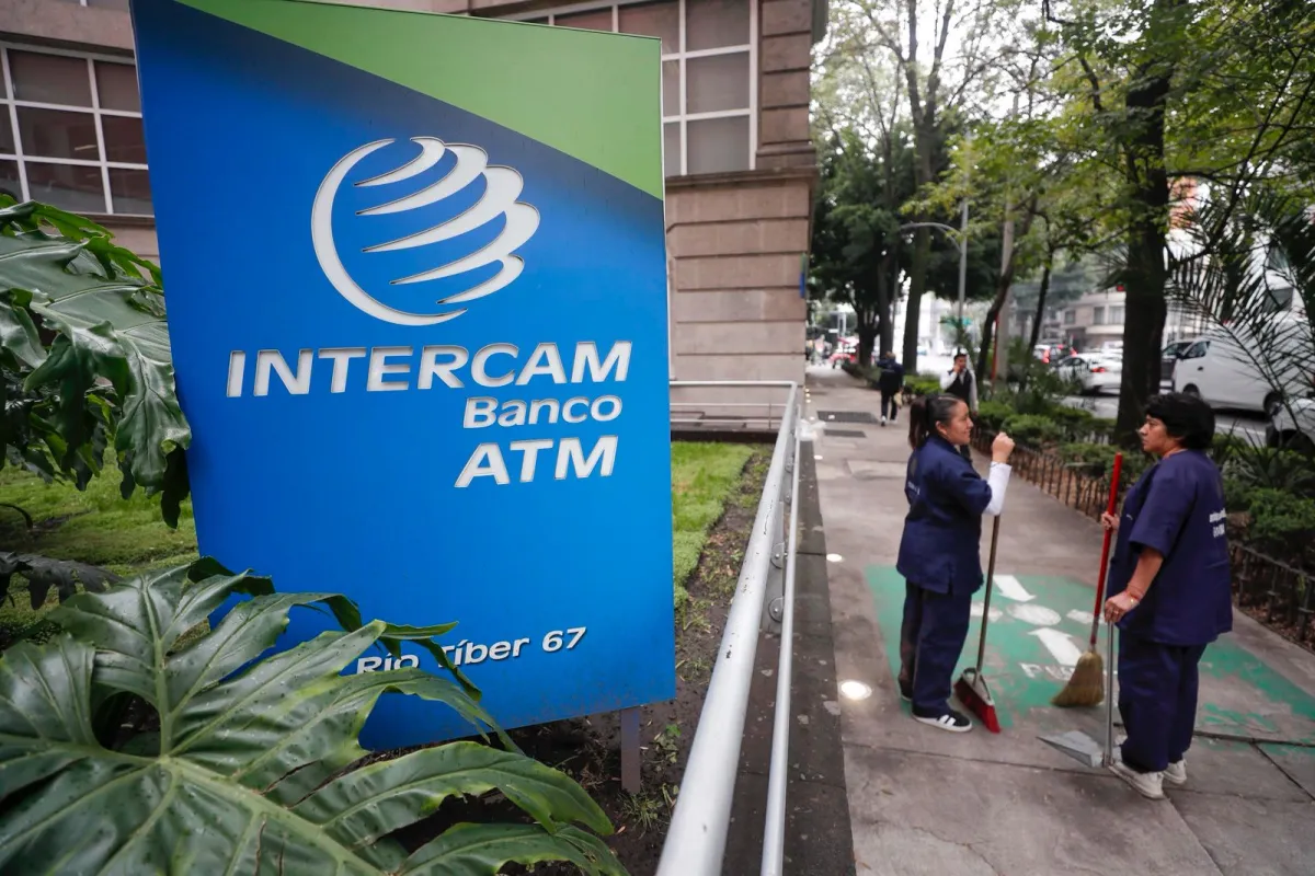 Vector e Intercam dejan de operar en México tras sanciones por lavado de dinero