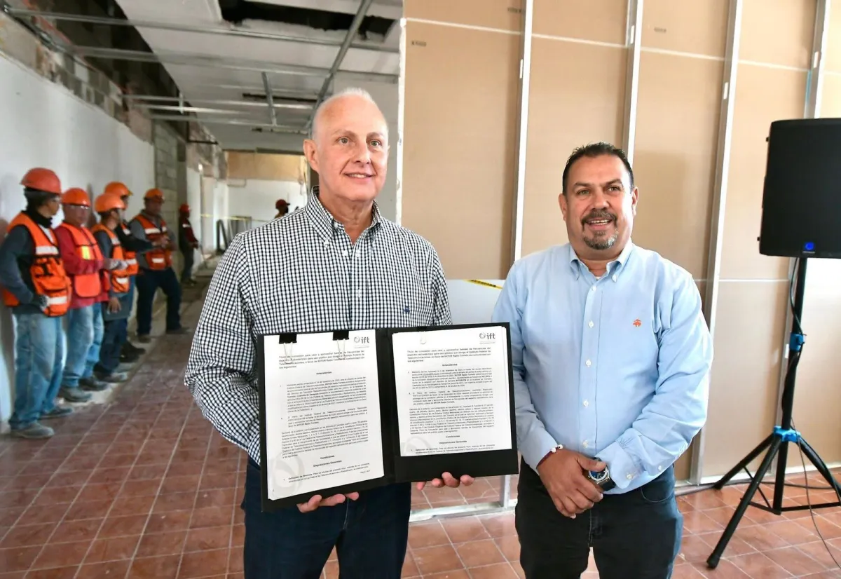 Recibe Román Cepeda concesión Federal de TV Torreón Canal 28 y Radio Torreón