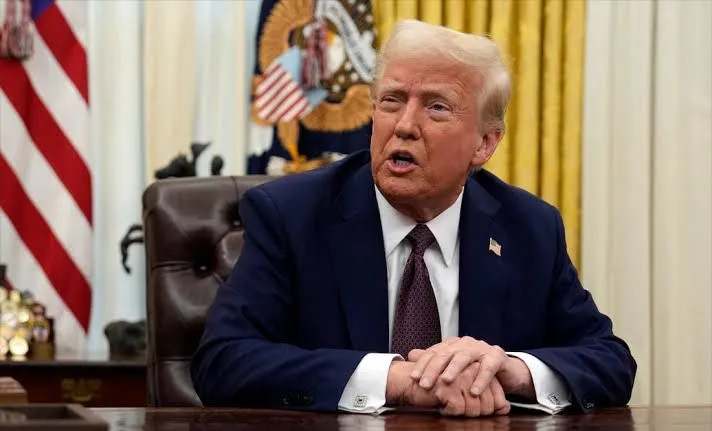 Trump exige la destitución del juez que bloqueo la deportación de venezolanos