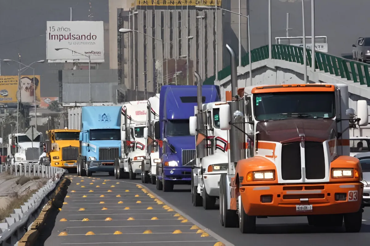 Monterrey ajusta horarios para el transporte de carga: buscan mejorar la movilidad
